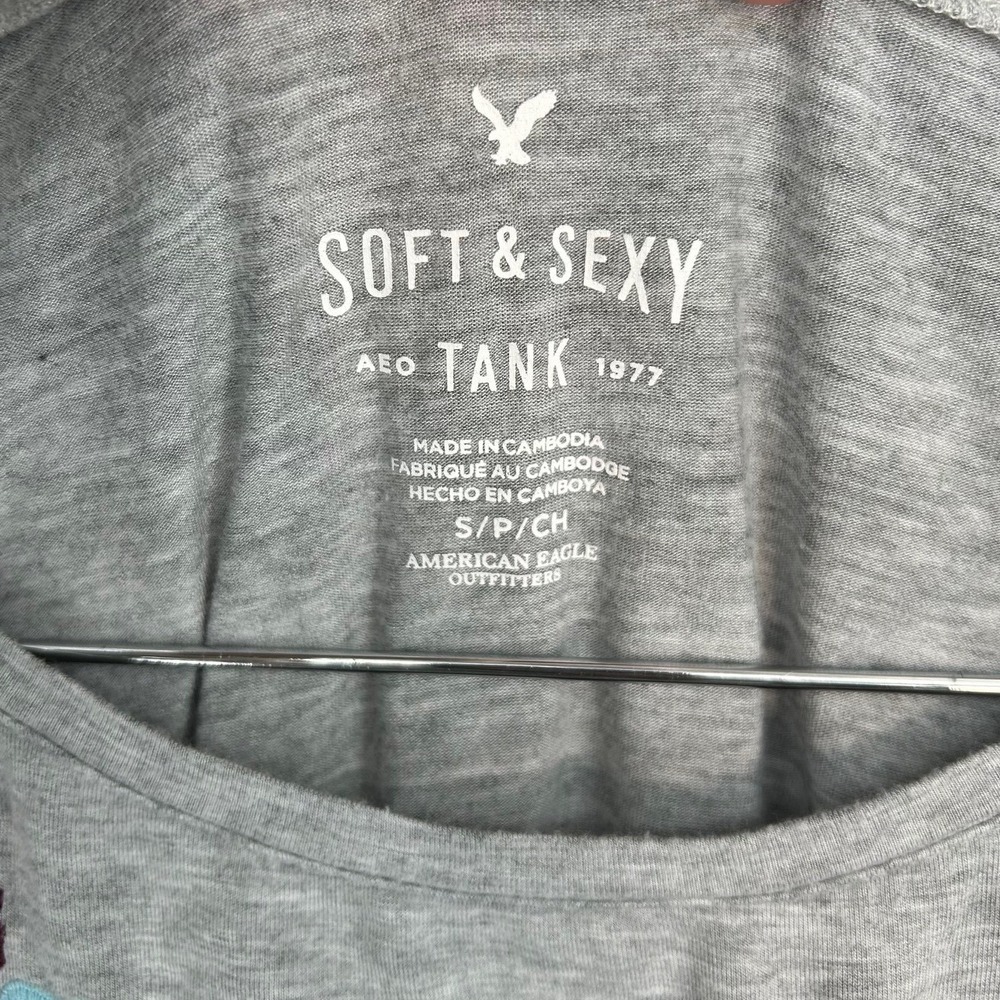 American Eagle Soft & Sexy Tank Top Gray EUC Blue Floral Embroidered Cottage SM - Picture 4 of 7